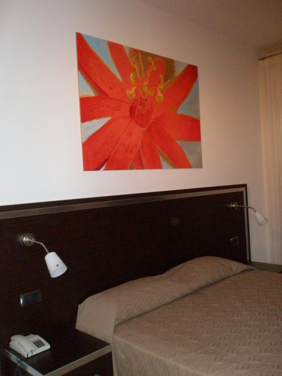 Hotel Florence San Benedetto del Tronto Exterior photo