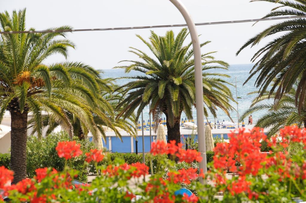 Hotel Florence San Benedetto del Tronto Exterior photo
